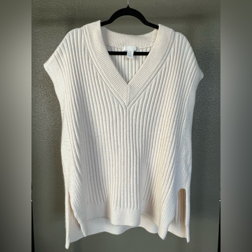 H&M Cream V-Neck Vest Sweater